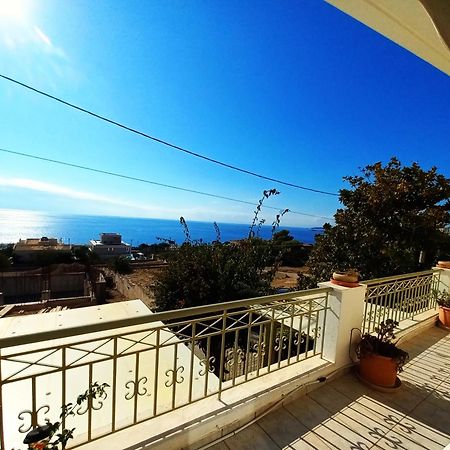 Villa "Eva" - Entire Beachfront Holiday Home - 4S Agia Marina  Luaran gambar